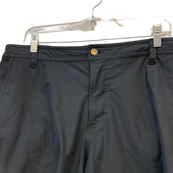 Lululemon‎ Men's Black Shorts SZ 38 - Picture 2 of 8